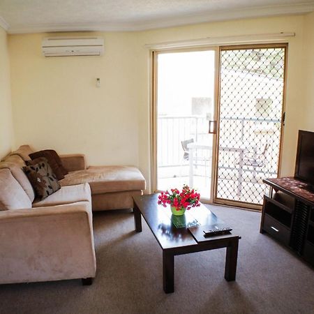 Surfers Riverside Gold Coast Luaran gambar