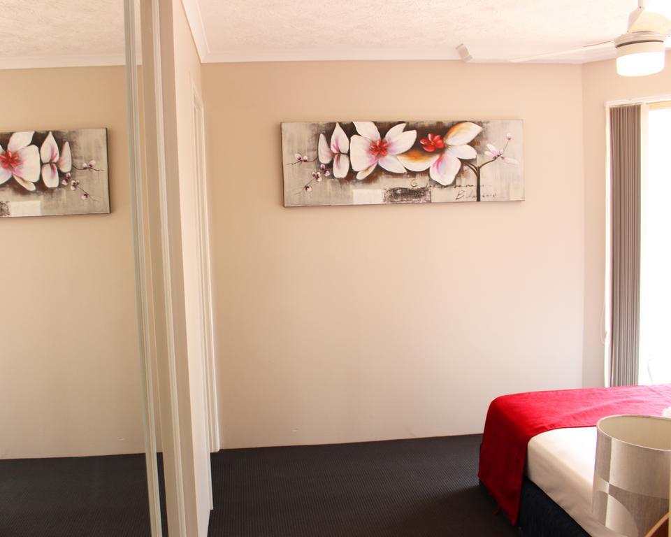 Surfers Riverside Gold Coast Luaran gambar