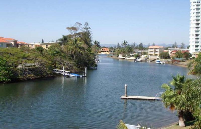 Surfers Riverside Gold Coast Luaran gambar