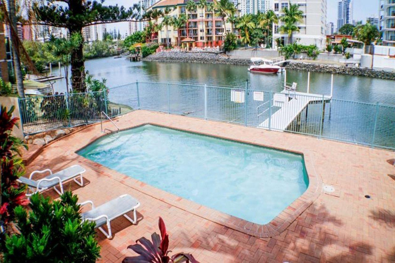 Surfers Riverside Gold Coast Luaran gambar