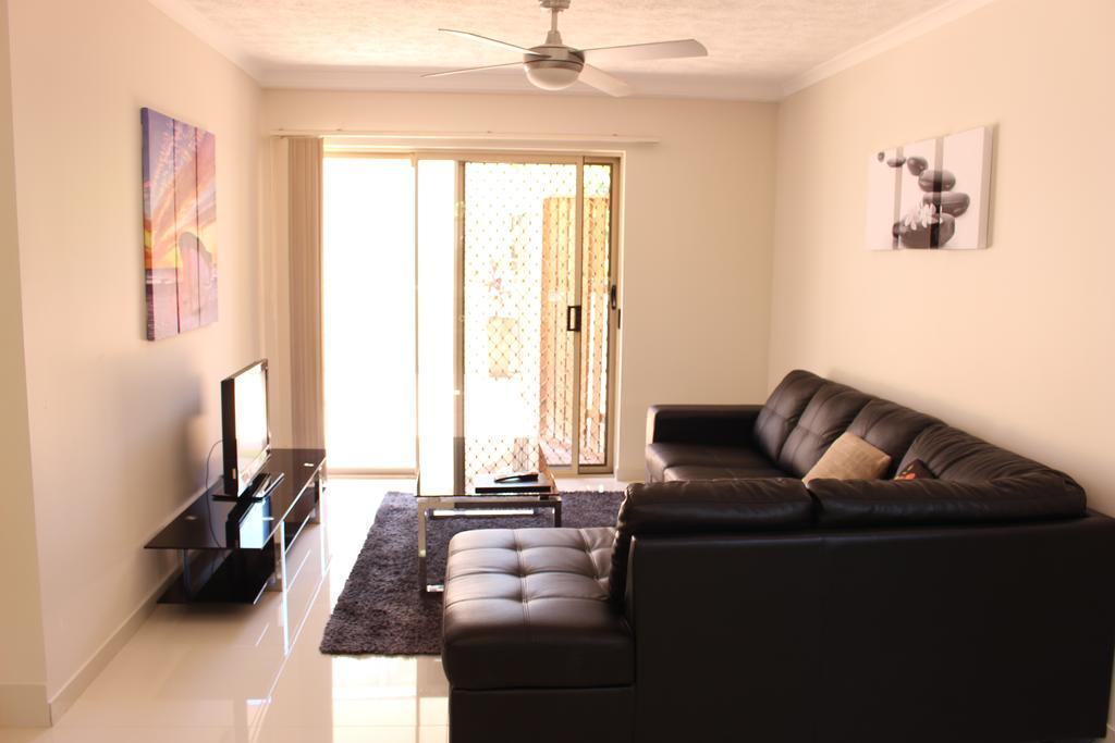 Surfers Riverside Gold Coast Luaran gambar