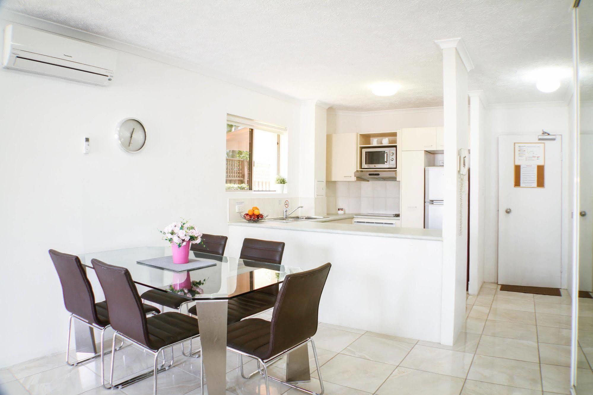 Surfers Riverside Gold Coast Luaran gambar