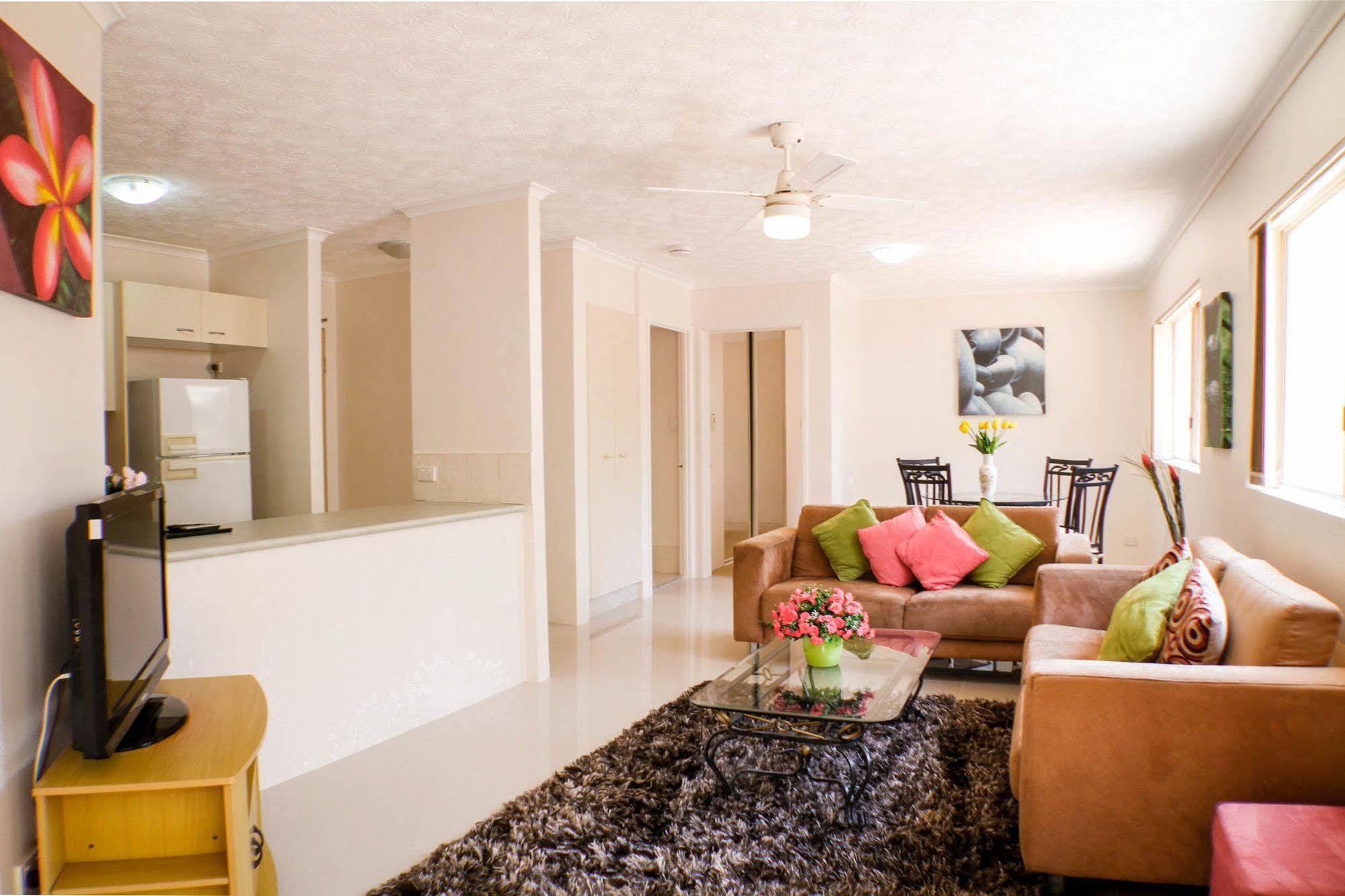 Surfers Riverside Gold Coast Luaran gambar