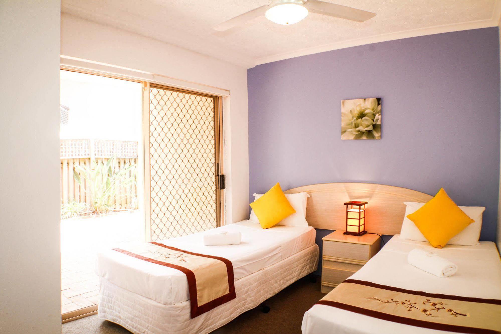 Surfers Riverside Gold Coast Luaran gambar
